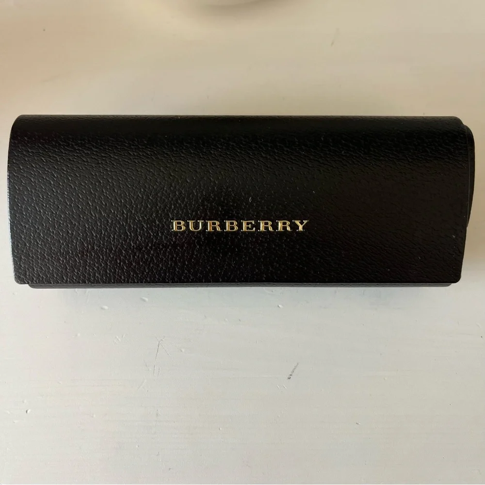 Burberry Tortoiseshell Sunglasses with Brown Lenses and Signature Check Arms - Picture 3 of 6